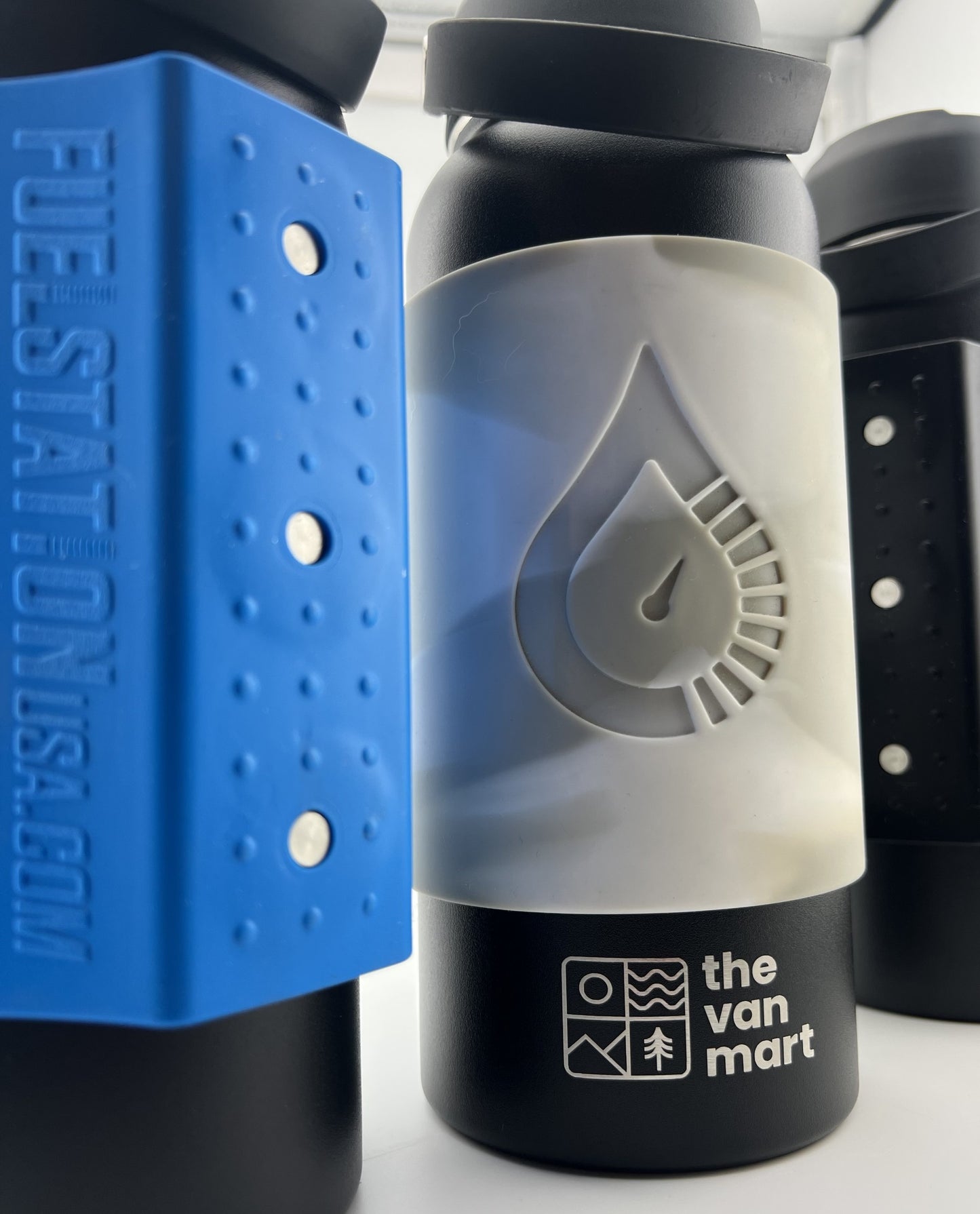 The Van Mart x FUELSTATION / Magnetic Water Bottle